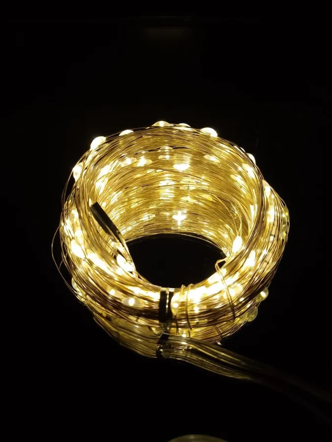 Guirlande USB "gouttes LED" 20 m, 200 LED, blanc chaud, 8 modes + télécommande